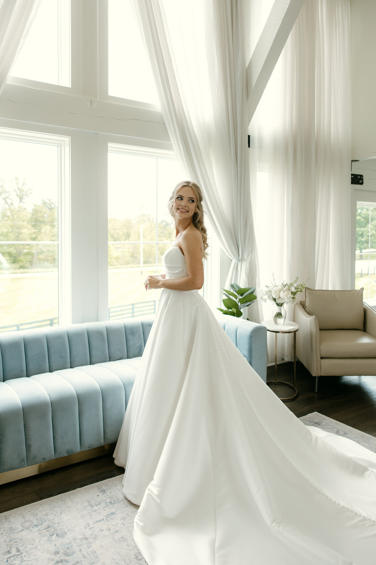 Abigail Anne Photography Colorado and Chicago Wedding and Couples Photographer — Portfolio Featured Story — Bethany and Leo's Wedding 17