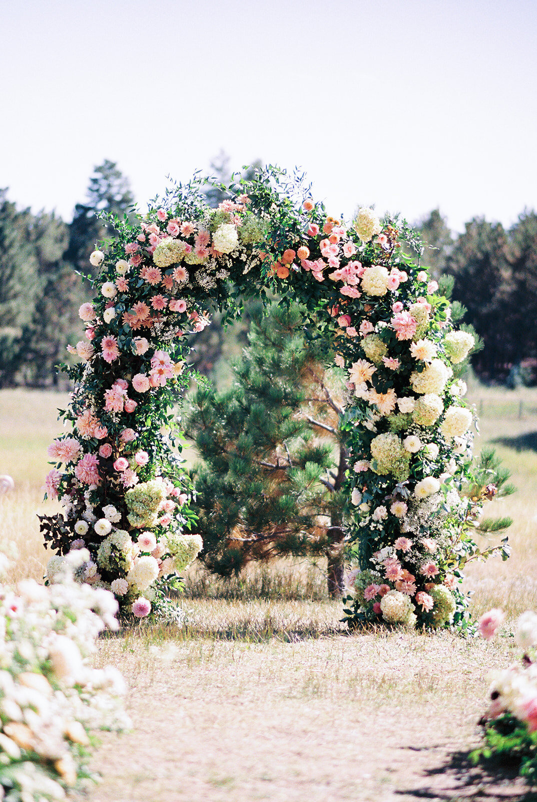 Calluna-Events-Boulder-Greystone-Ceremony-Arch