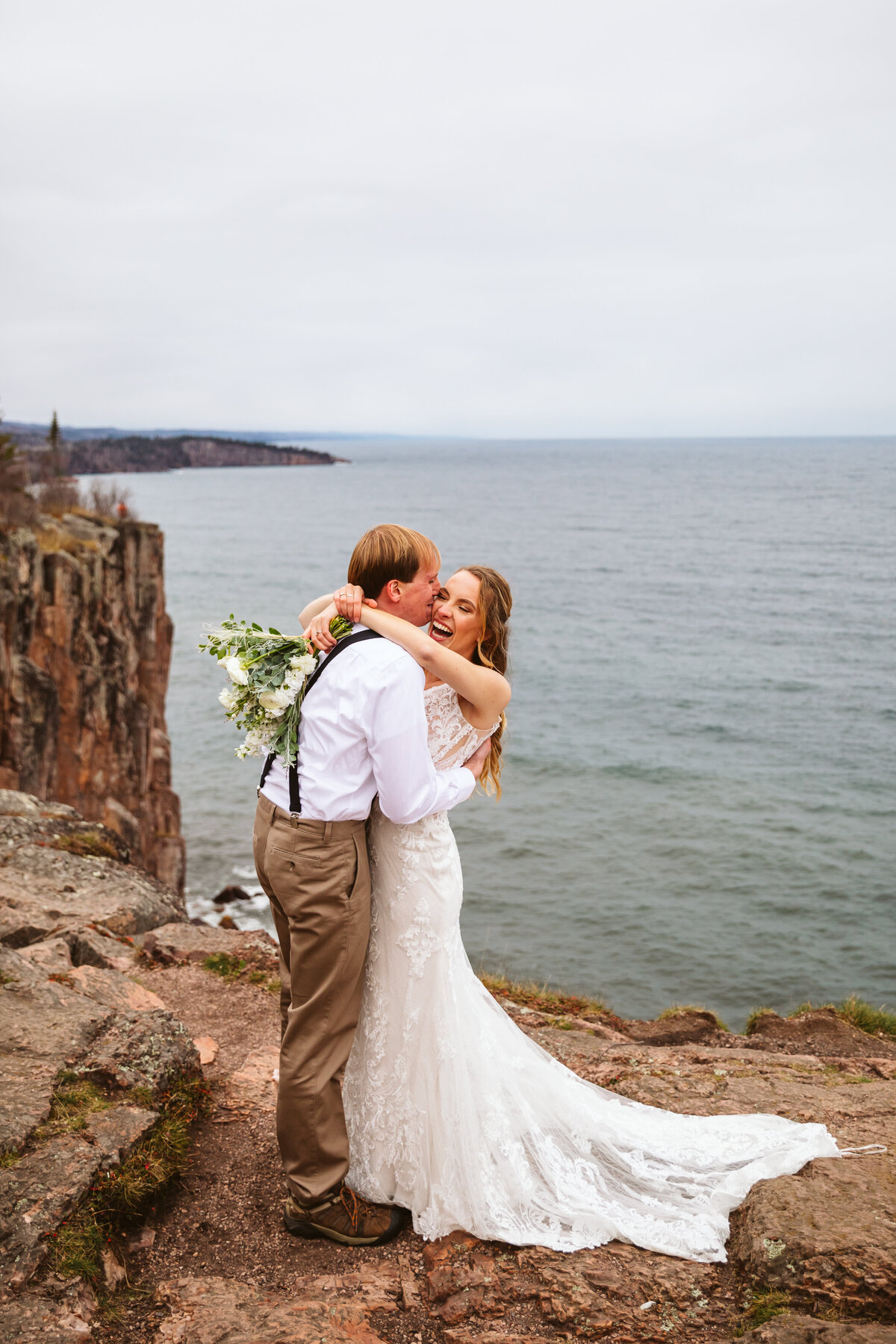 NorthShore-AlyssaAshleyPhotography-Sammi&Walker-wedding-11