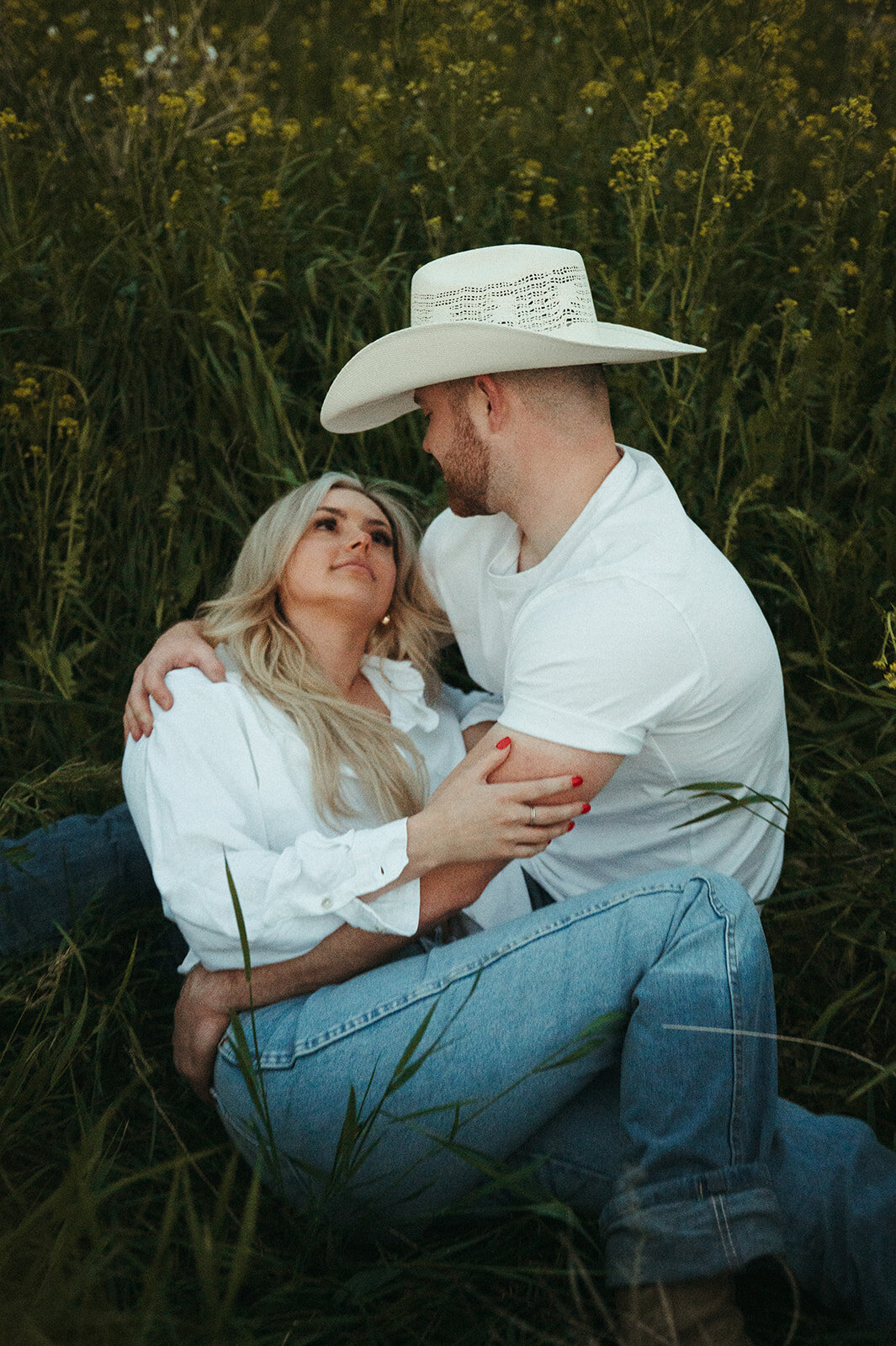 presley-gray-nighttime-western-montana-engagement9992