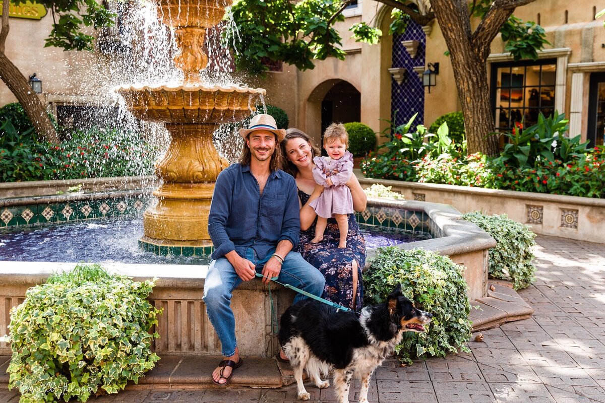 Family_Photographer_in_Sedona_AZ_Danielle_Holman_Photography_Tlaquepaque_0010