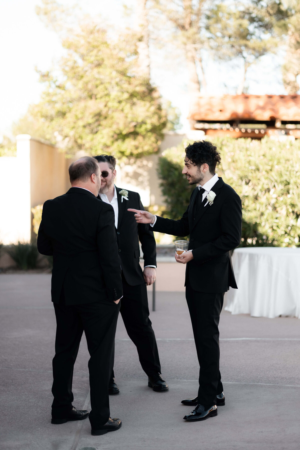 15_riskyexposure_n_las-vegas-elopement-photography-weddings