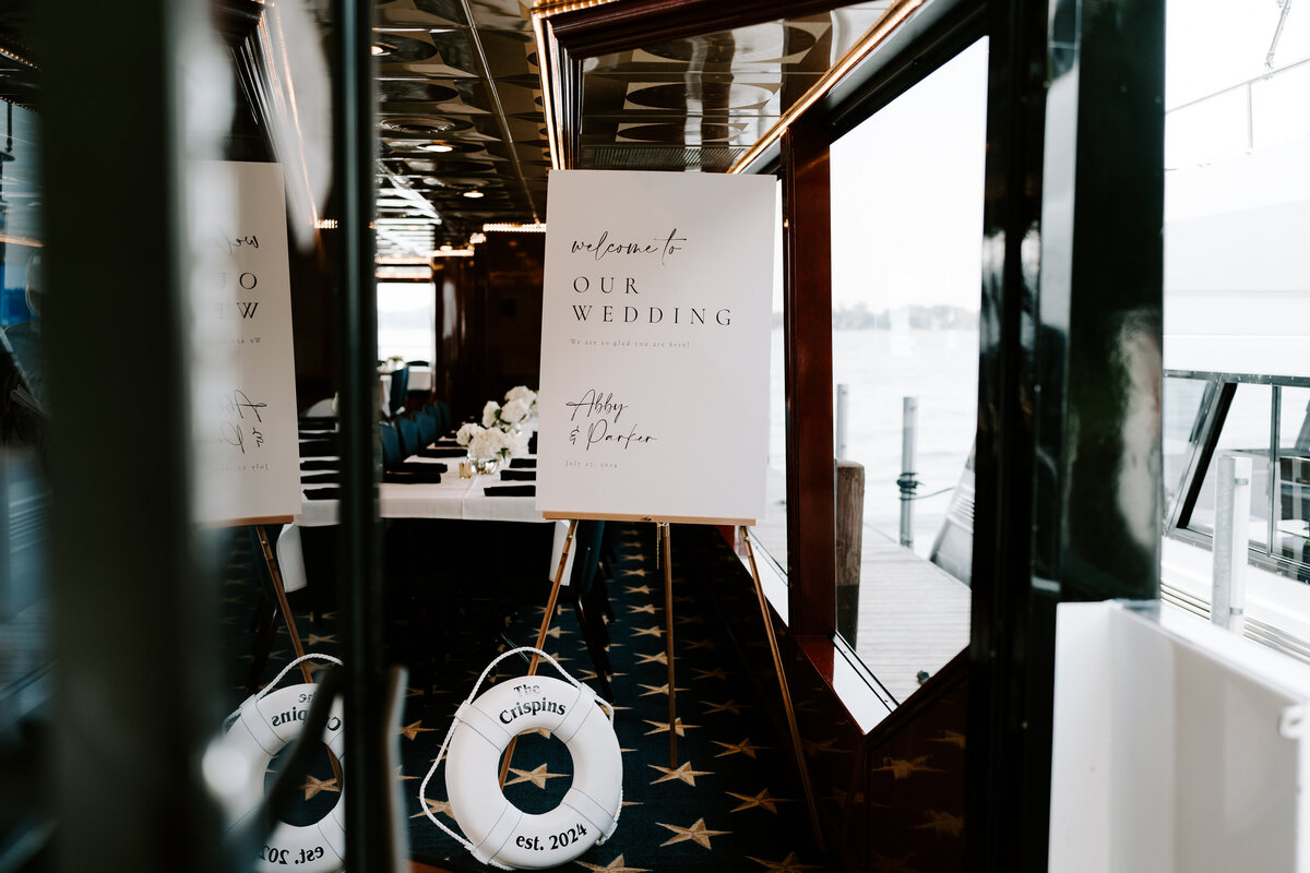 abby-parker-lake-minnetonka-wedding-42