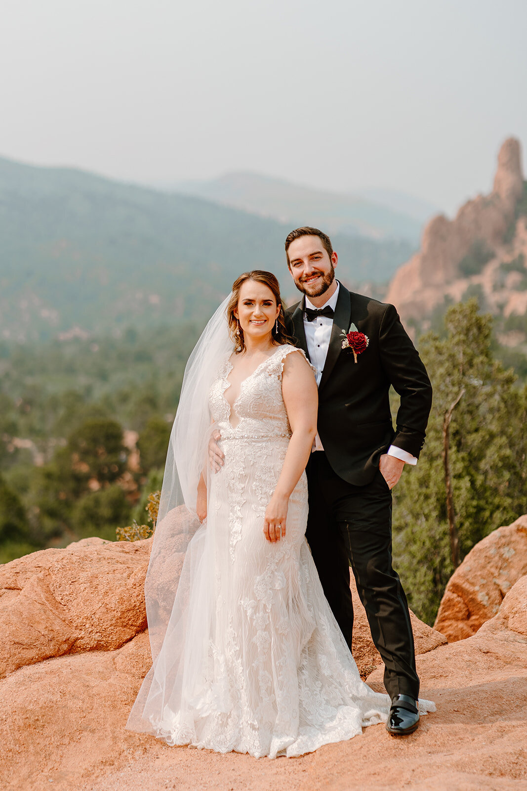 gardengods-elopement-photographer-11