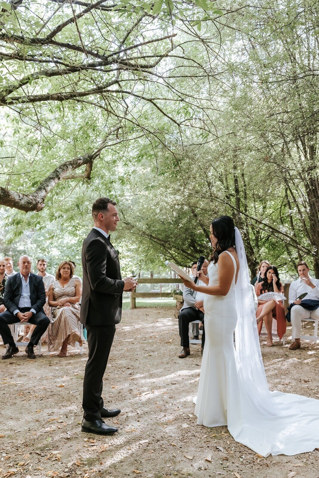 Elope-styled-micro-wedding-victoria-the-log-cabin-ranch22