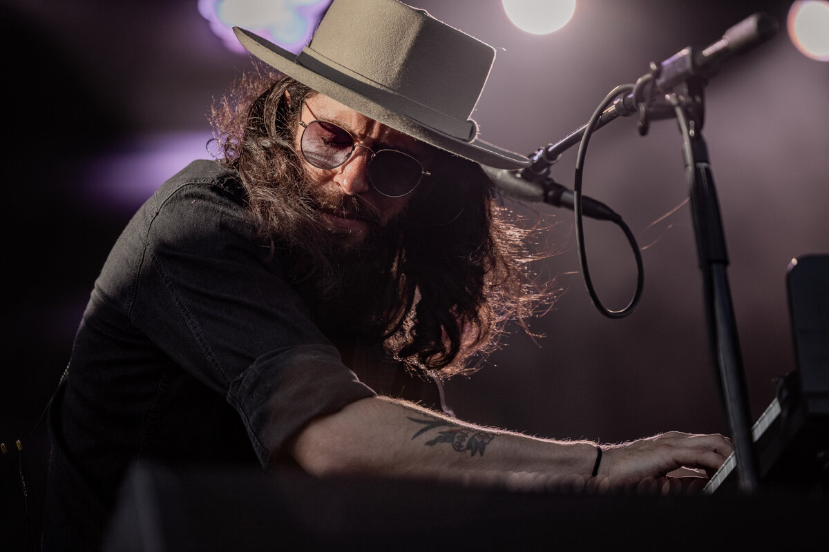 lukas nelson live at beachlife