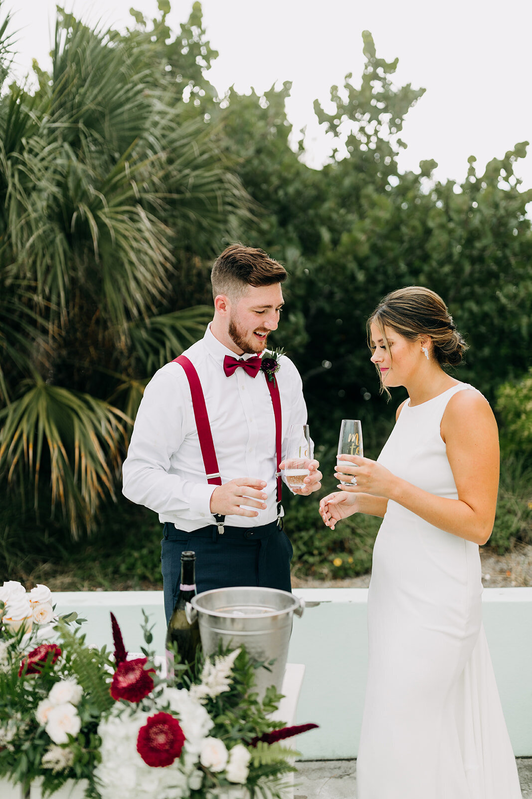amber-mcwhorter-photo-elope-in-florida-lions-club-treasure-island-chantilly-chic-planners-10