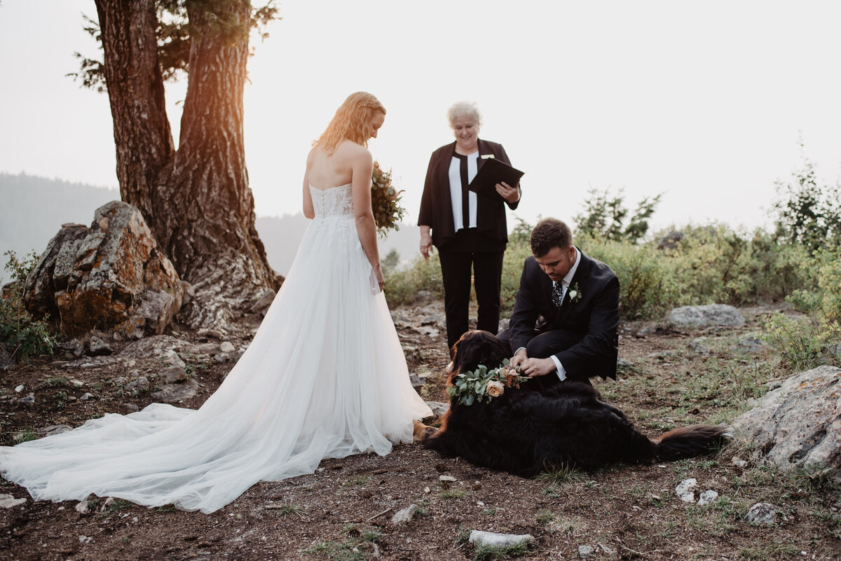 Jackson Hole Photographers capture bride and groom with the officiant