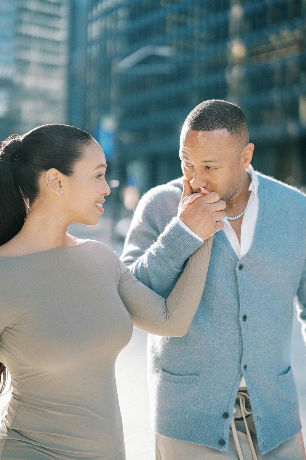 E11-Engagement-photo-shoot-in-Downtown-Toronto-Maria-and-DeVon-2025-04-14-2500px-1024