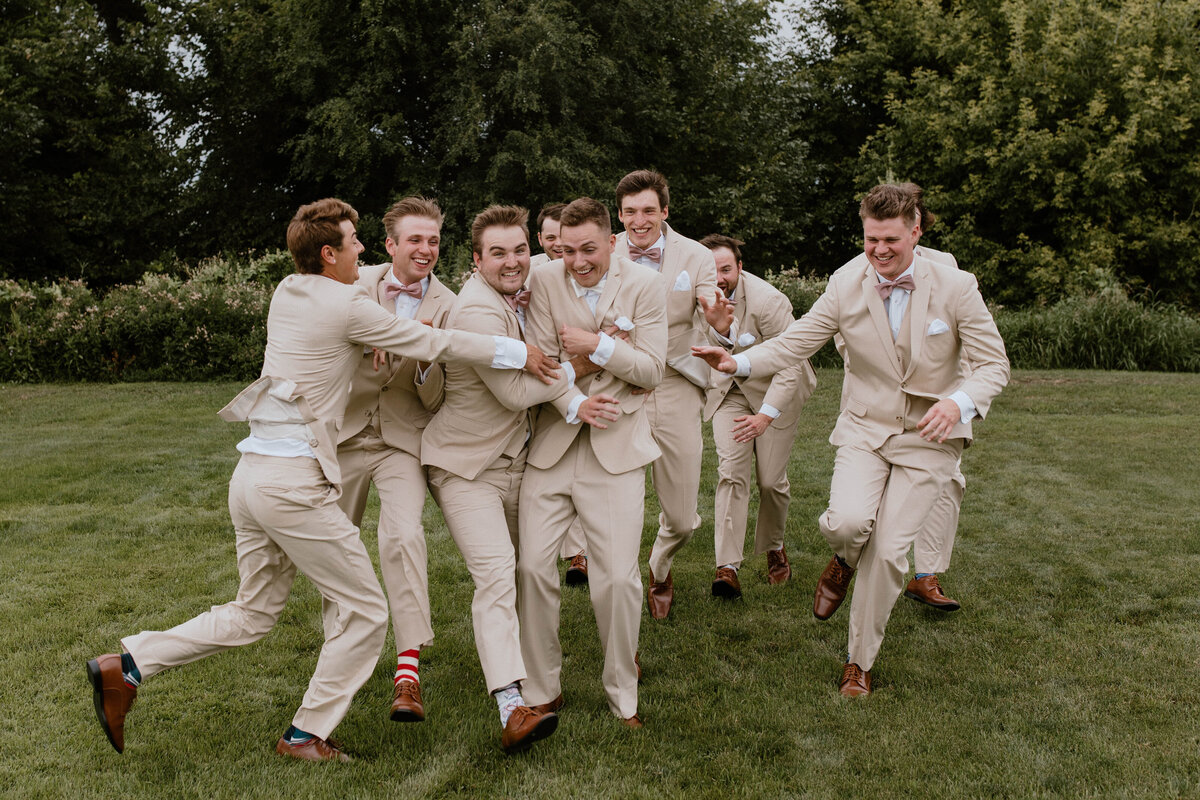 Wedding Photographers Fargo ND