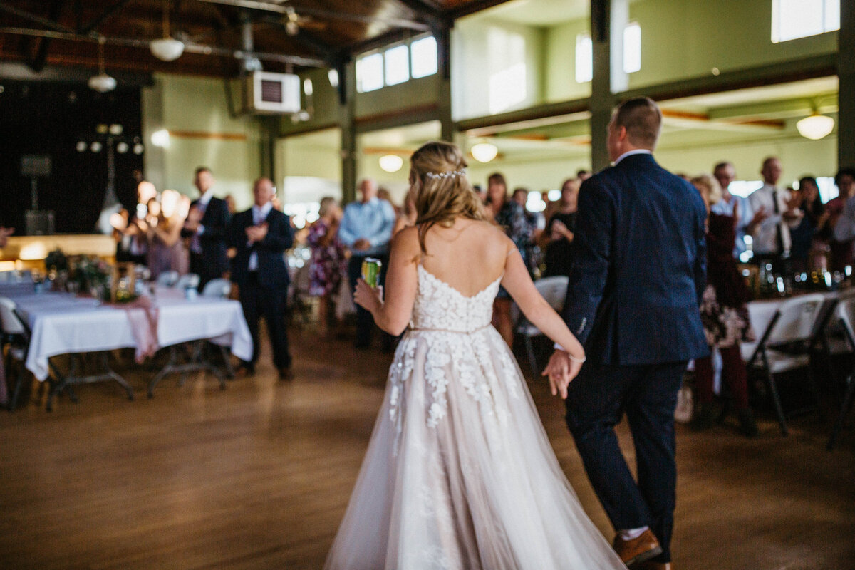 bride-and-groom-entrance