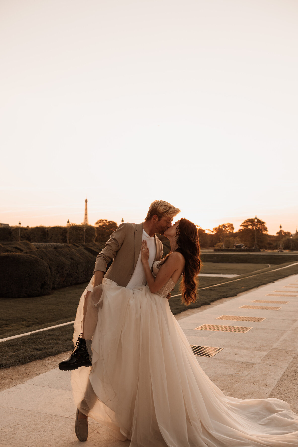 Liv & Dave - Blooming Tales Photography-96