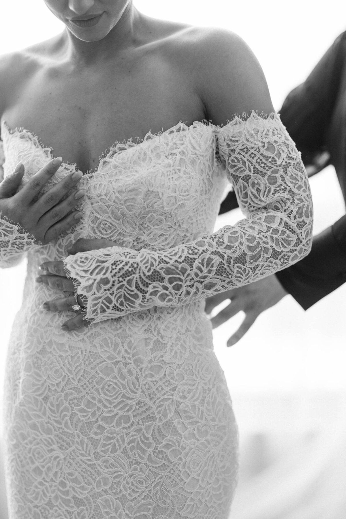 515-Four-Seasons-Toronto-Canada-Bailey-Cody-Wedding-5