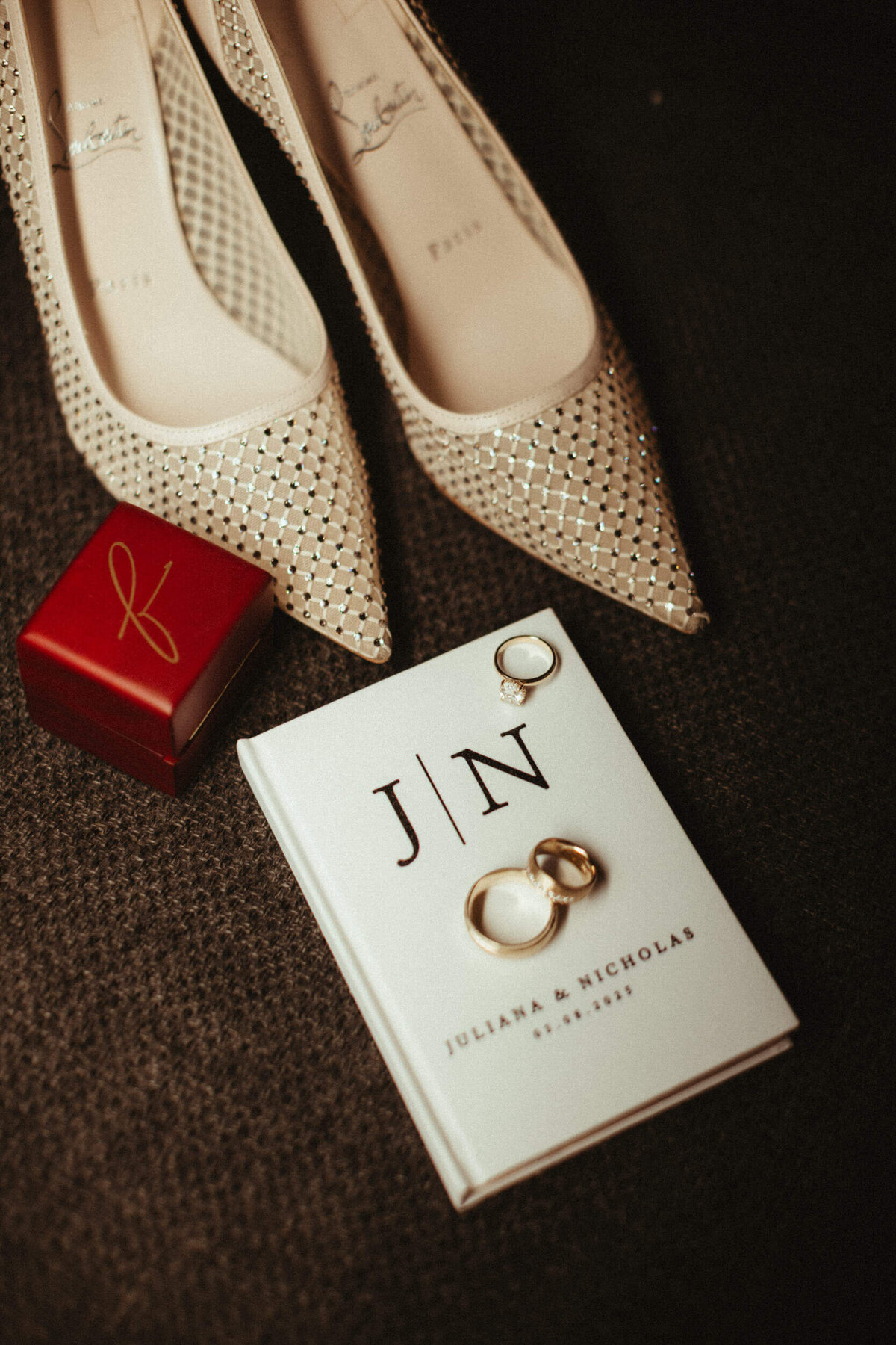 Modern Phoenix, Arizona wedding celebration planned by BTO Events