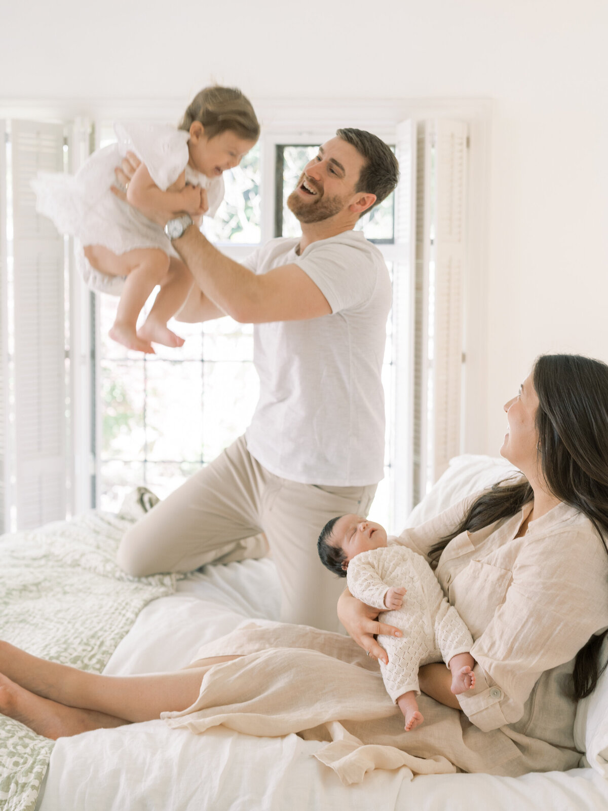 lifestyle-newborn-session-seattle