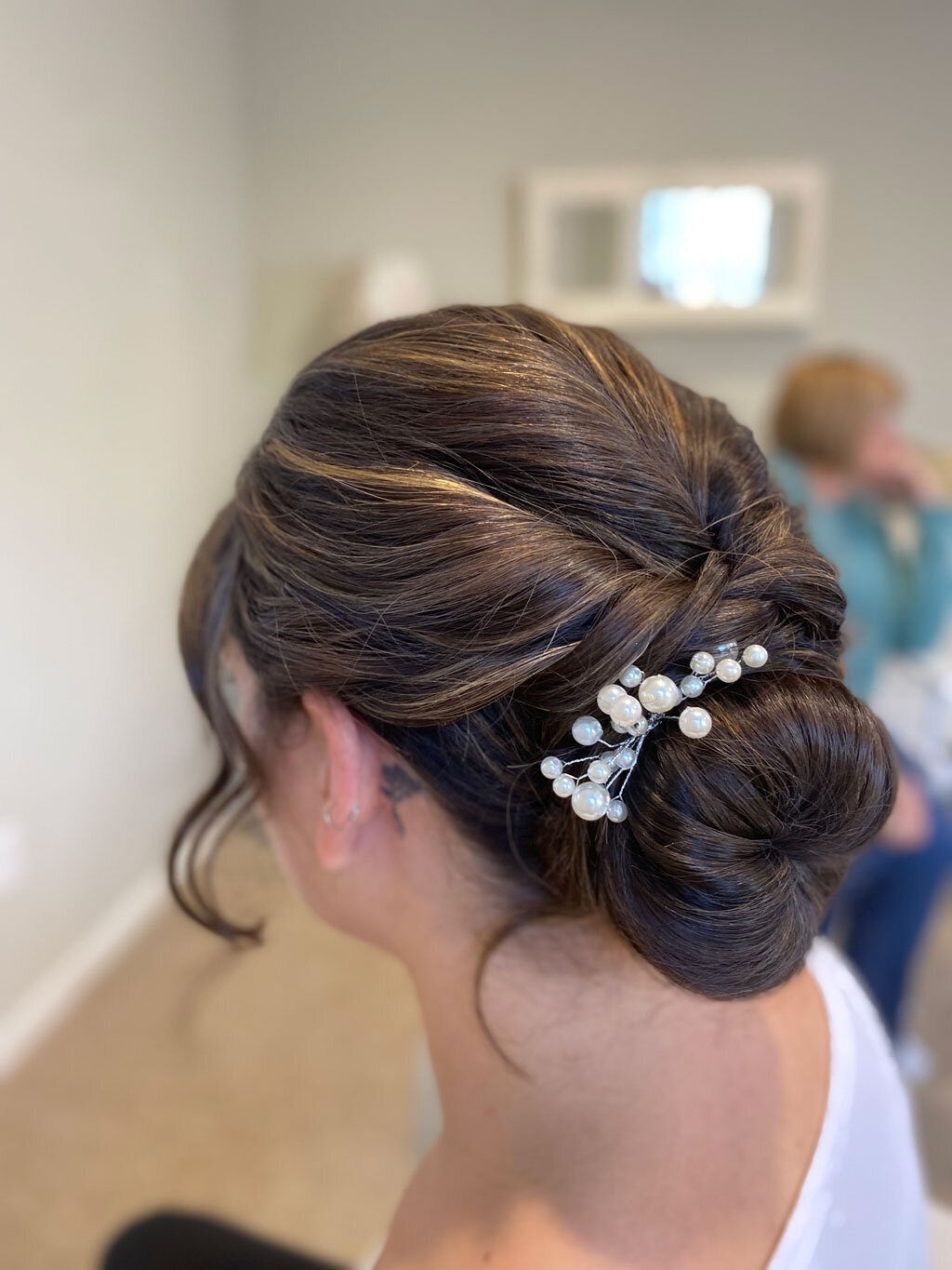 monroe-ct-bridal-hair-look-book-brunette-v4