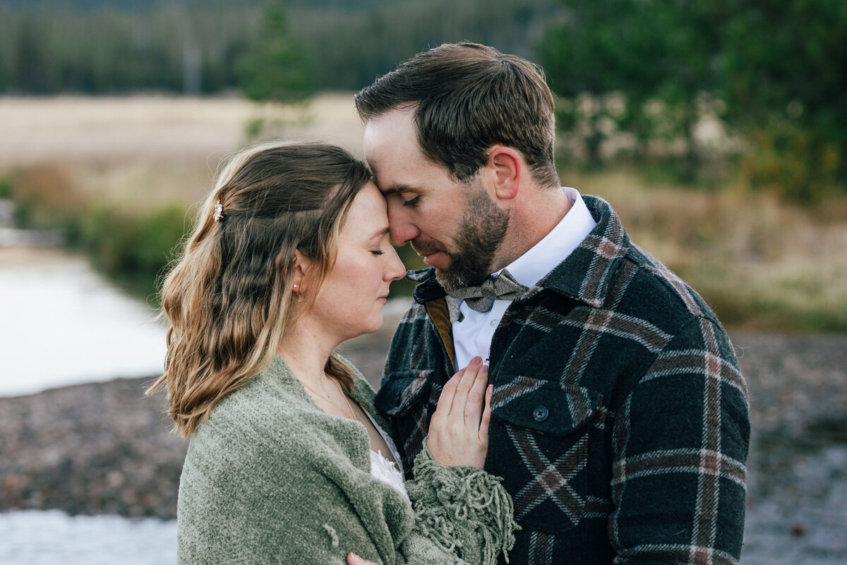Fall-Sparks-Lake-Bend-Oregon-Elopement-7