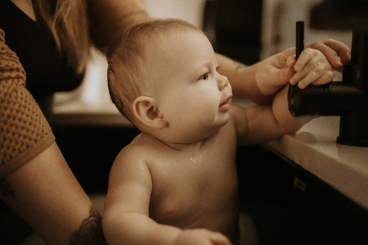 cincinnati-newborn-photographer-bath46