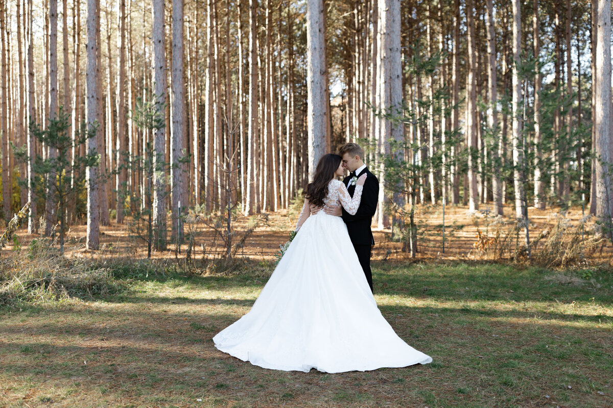Pinewood Events - Modern Event Space Wedding Venue Minnesota Twin Cities - Fall - 5