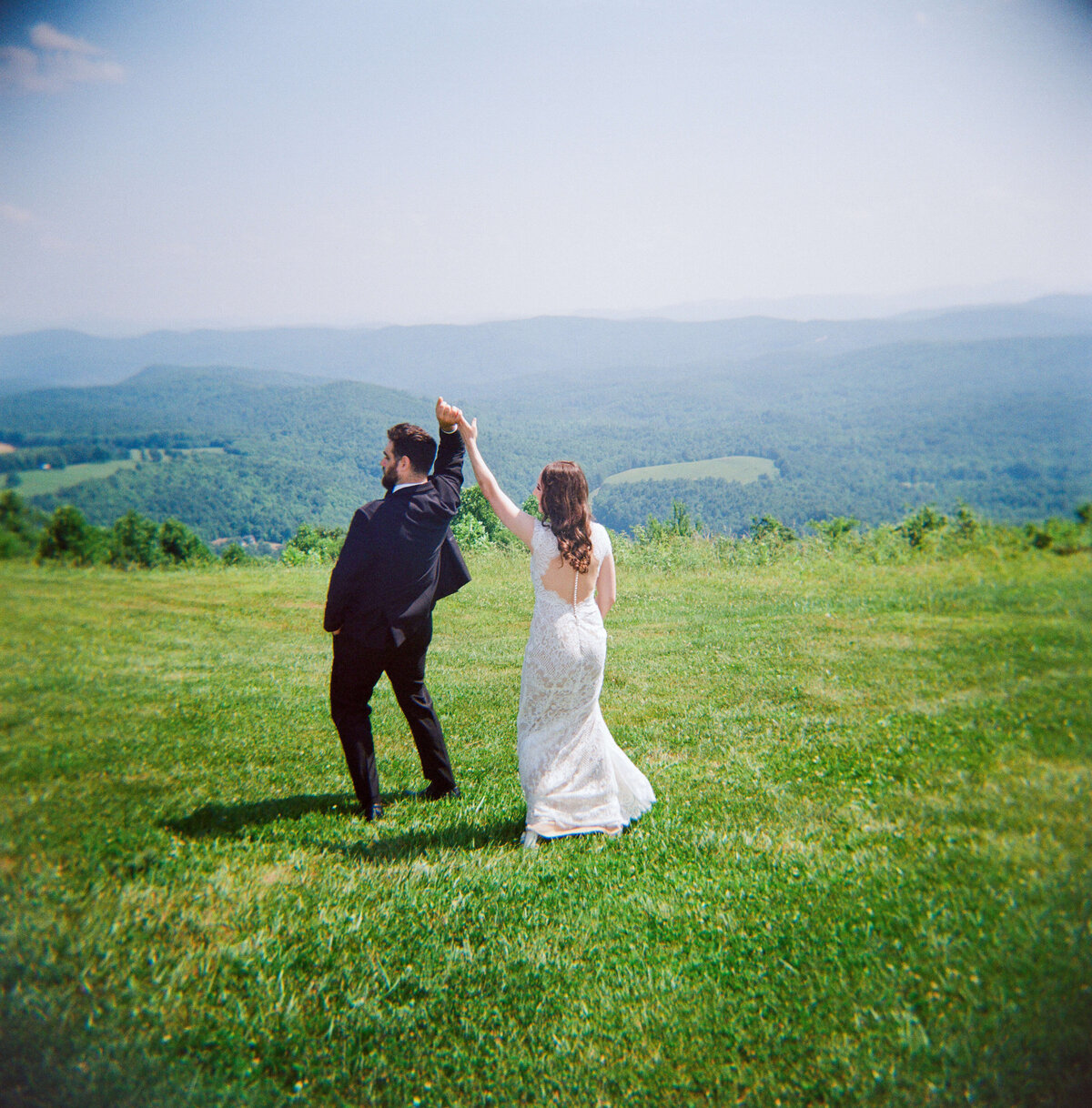 Blue-Ridge-Mountains-Wedding-35