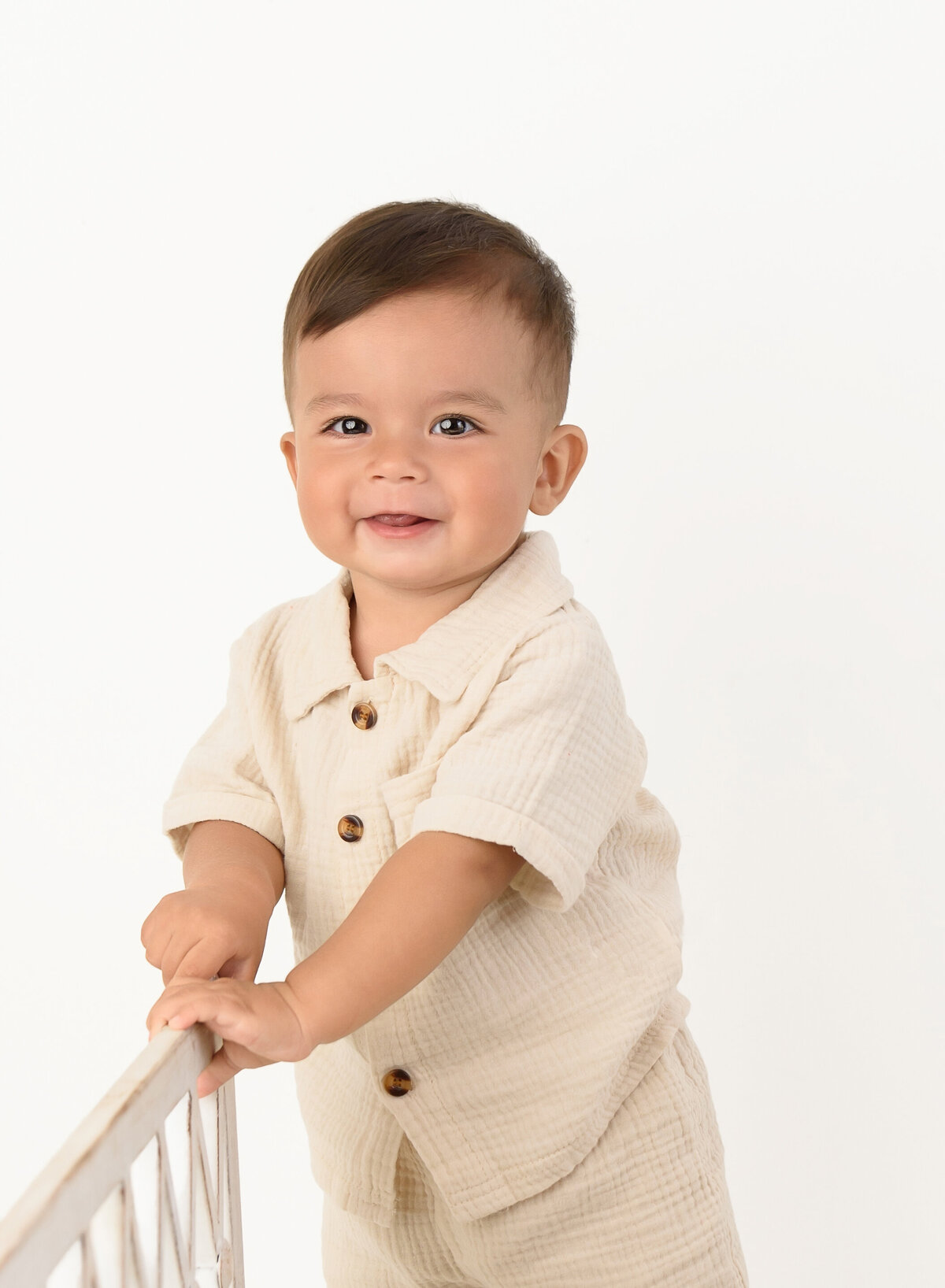 milestone Six-month-one-year-simplistic-cakesmash-keller-dfw -baby-photographerLAN_2471-CruzE-