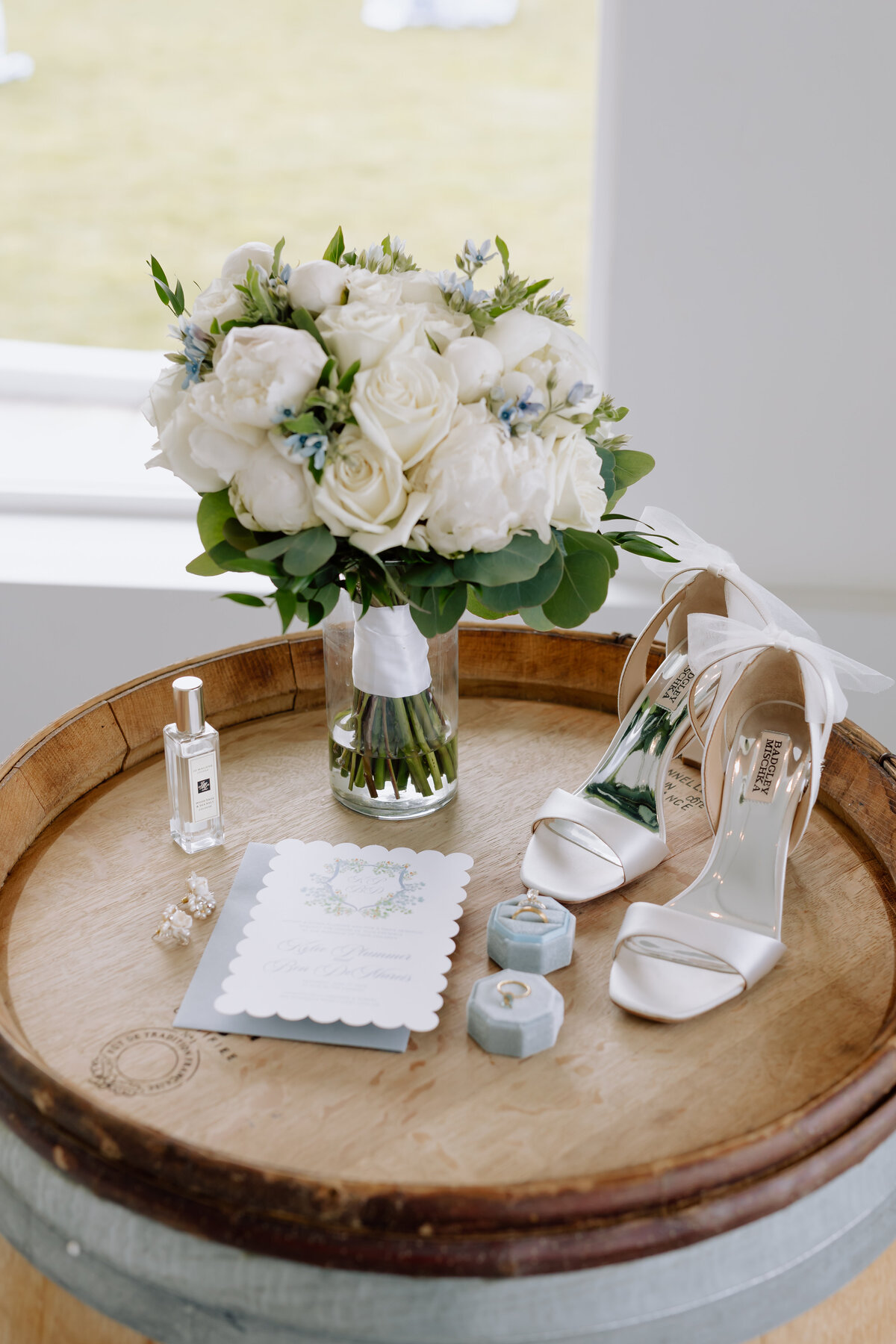 Oswego-Hills-Winery-Wedding-Photos-7