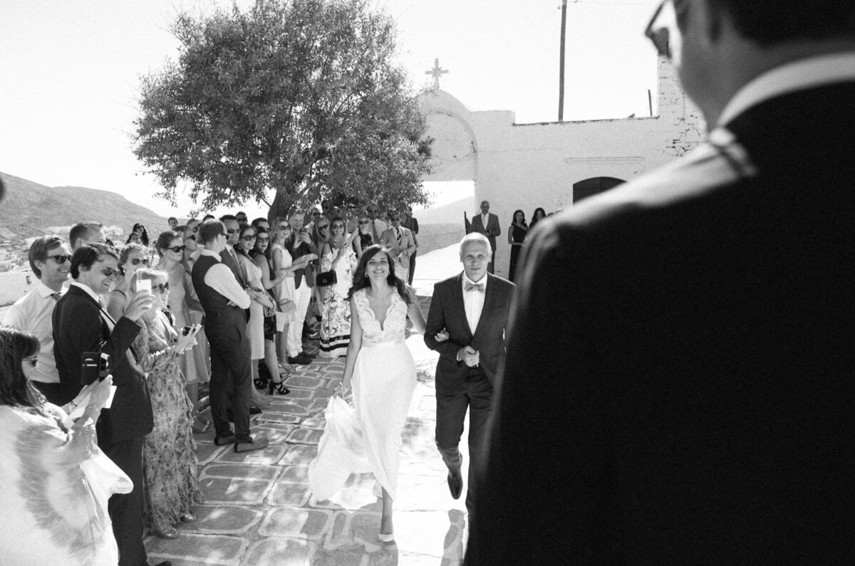 031_wedding in folegandros Greece by Kostis Mouselimis