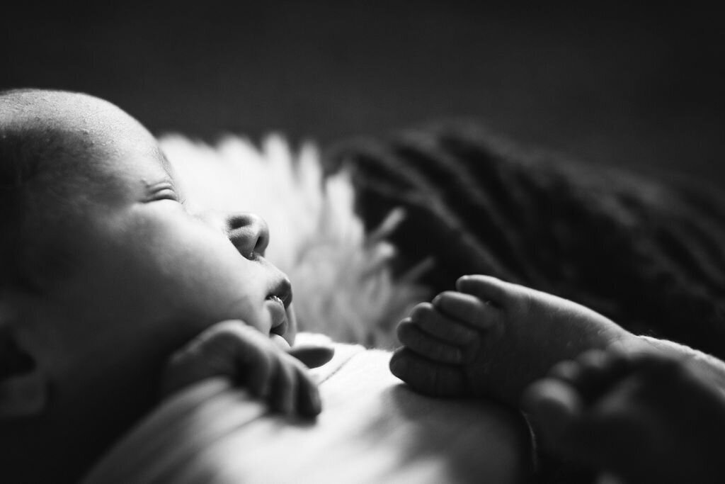 Close up of newborn feet