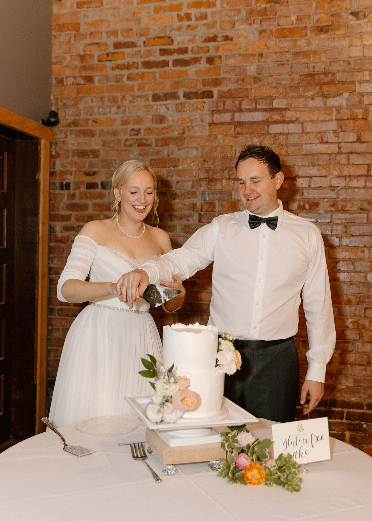 Ashlynn Shelby Photography _ Kelley & Bryce _ The historic a southside venue _ The Church on Main _ Chattanooga Wedding-390