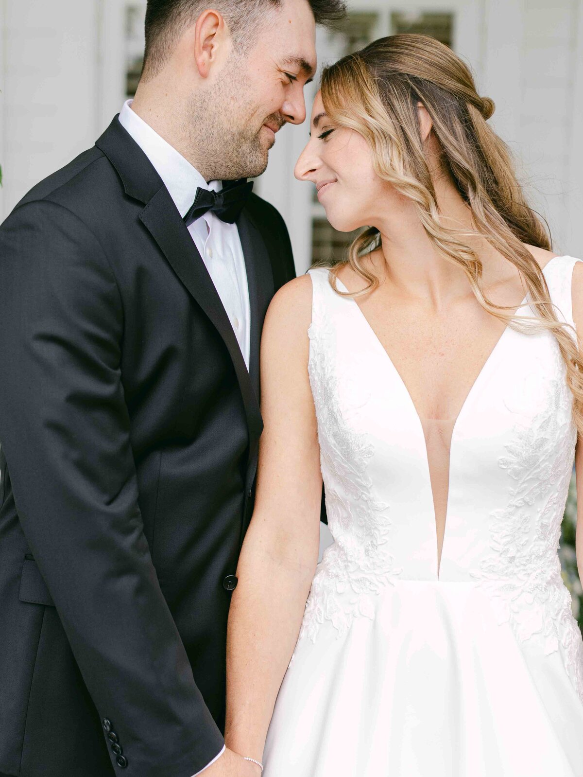 waverley country club wedding couple