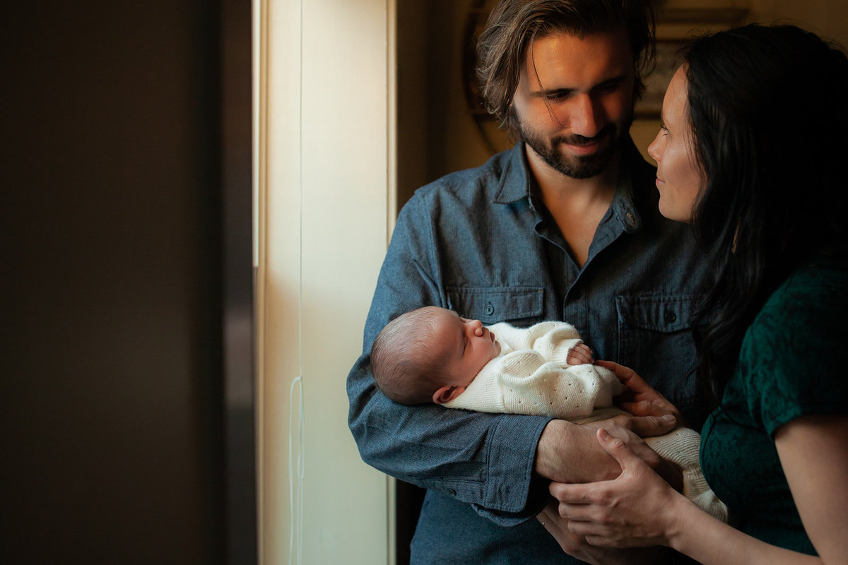 14Maryland-In-Home-Newborn-Session-Family-Lifestyle-DC