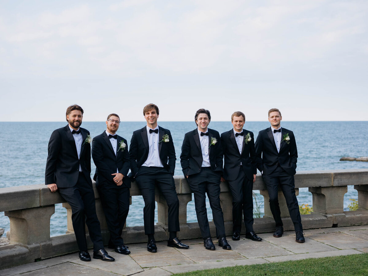 groom-groomsmen-shoreby-club-wedding