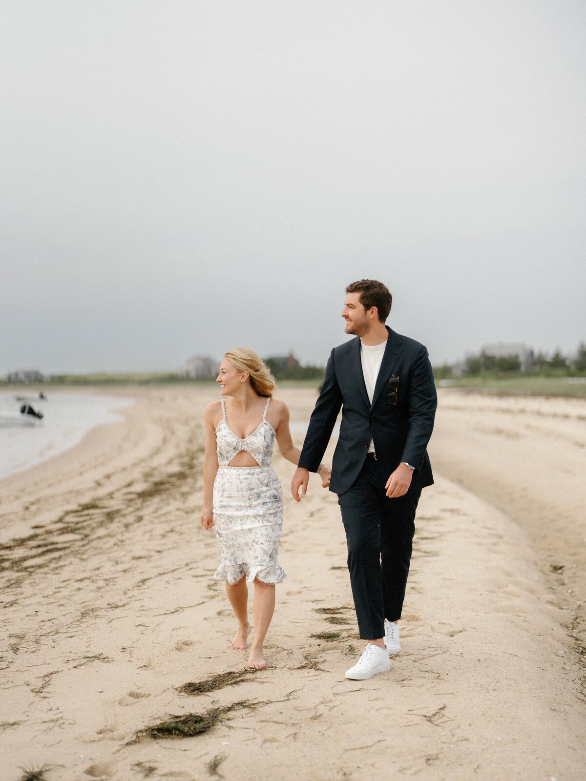Wauwinet_Nantucket_Wedding_LevKuperman_012