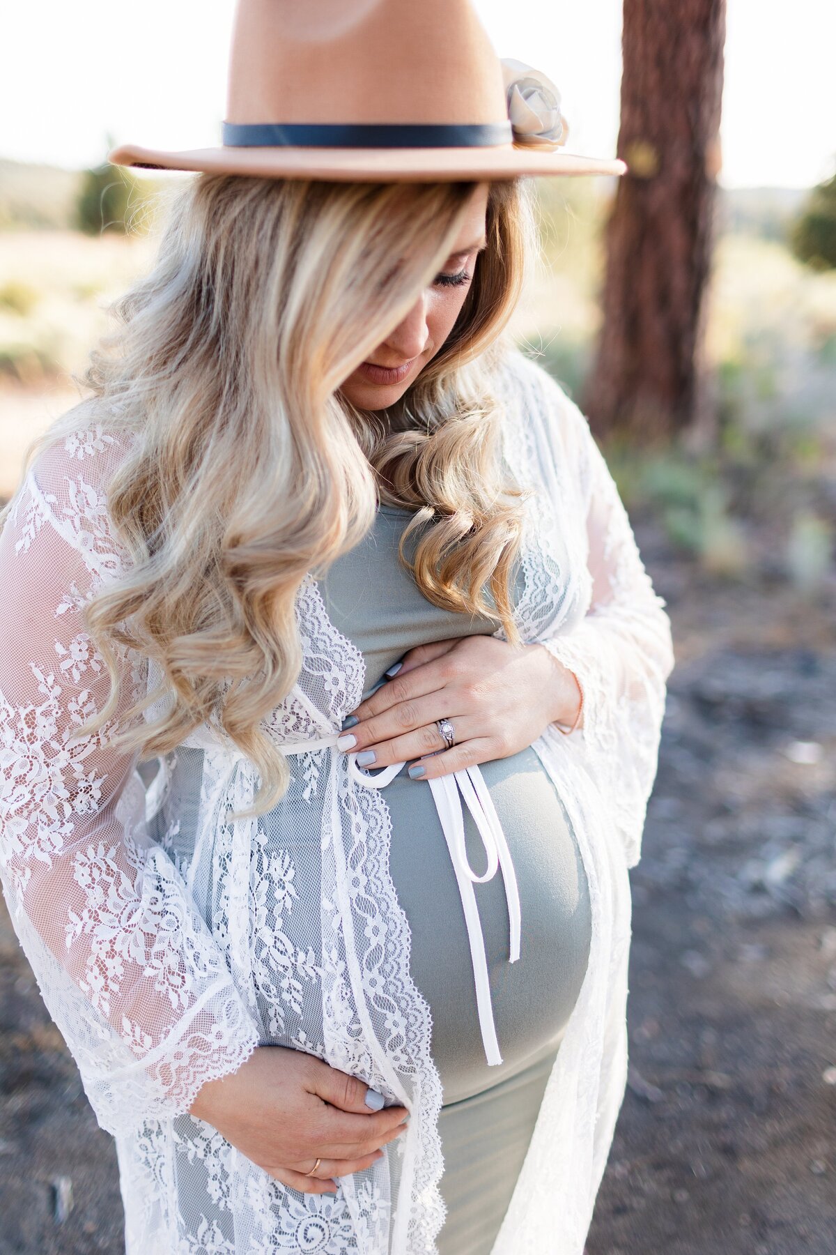 Boho-Fedora-Maternity-Siskiyou-County-photography_0766