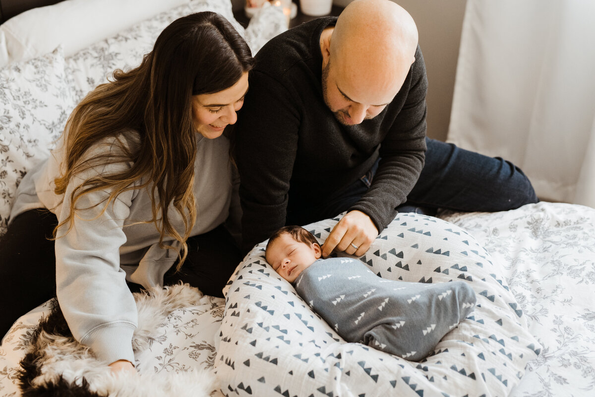 toronto-family-maternity-at-home-new-born-48