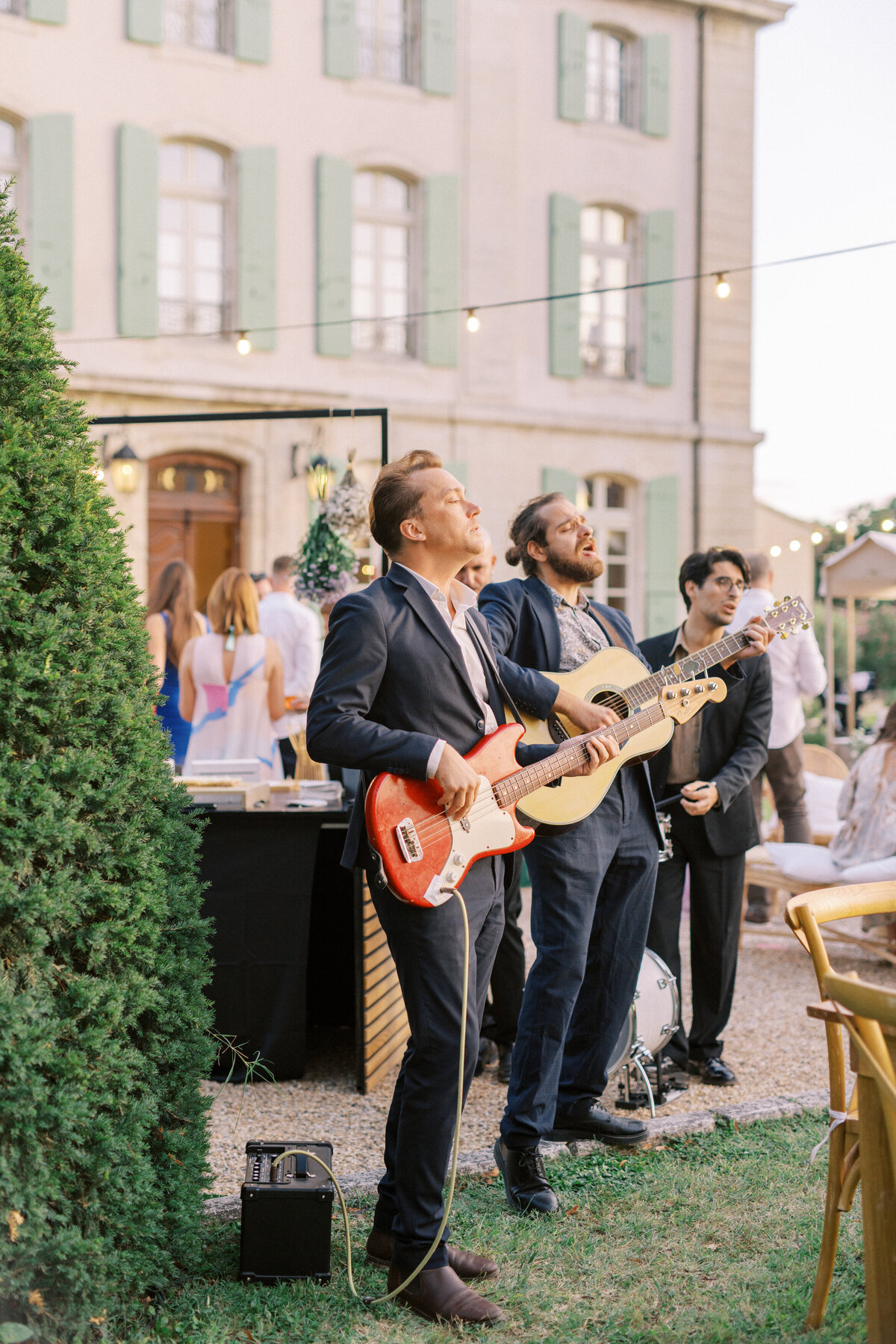 mailys-fortune-photography-destination-wedding-photographer-chateau-tourreau-provence-39