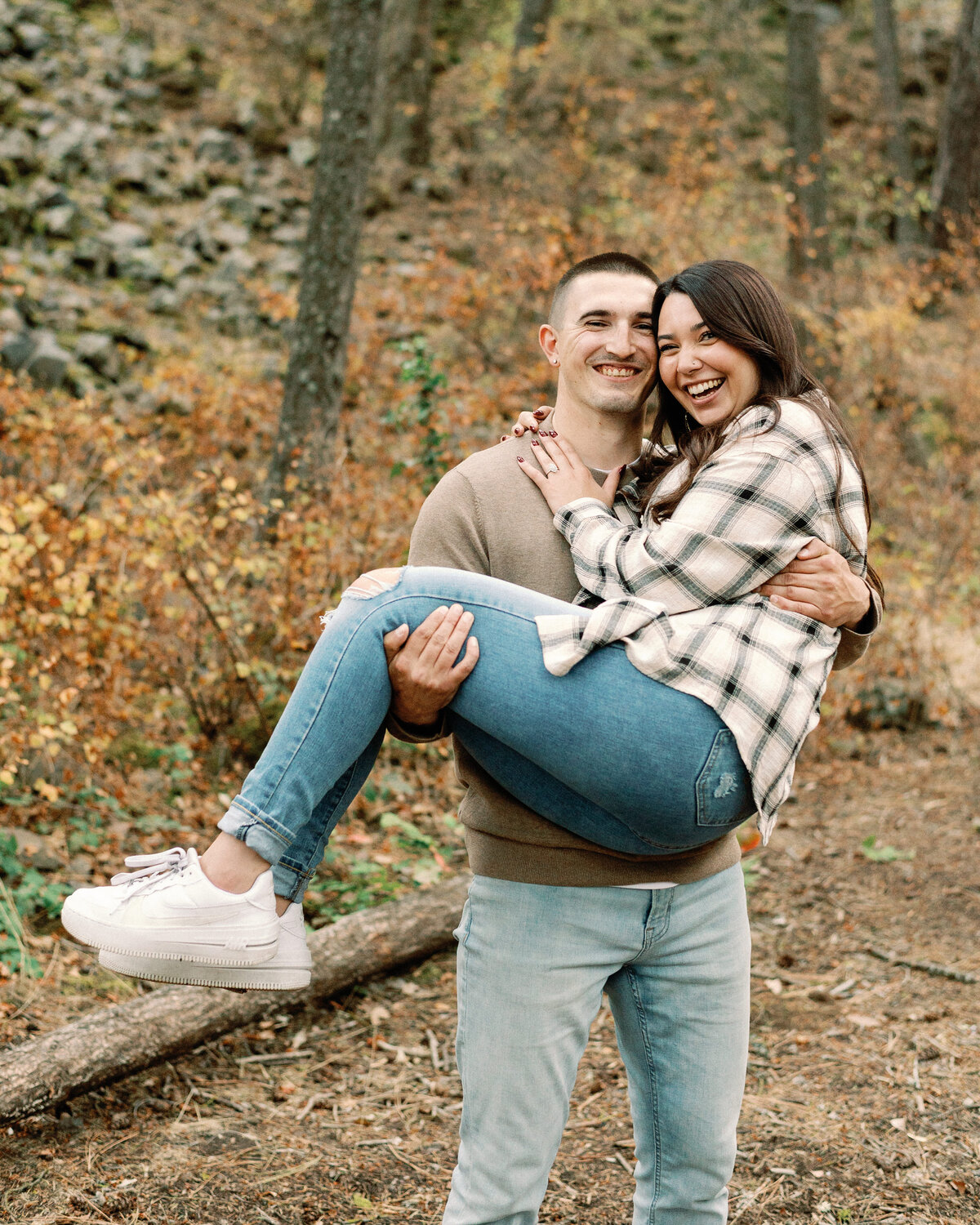 bowl_and_pitcher_riverside_state_park_spokane_washington_engagement_session_03