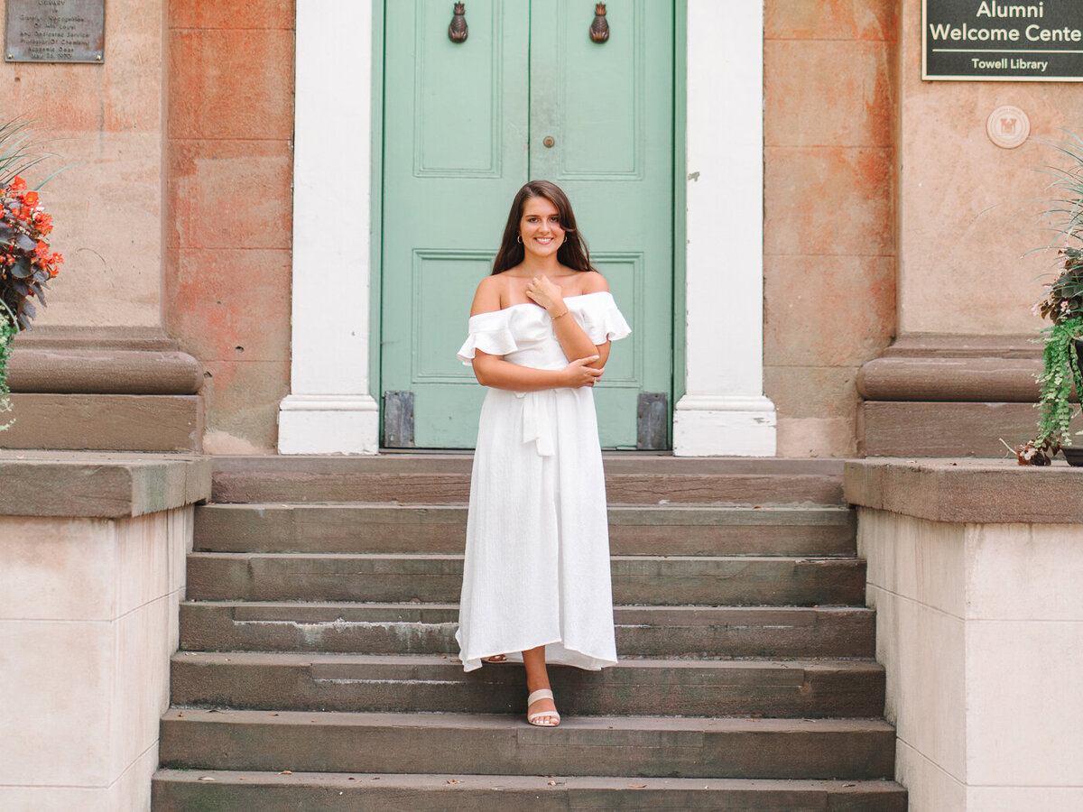 College of Charleston Senior Picture Ideas  -15