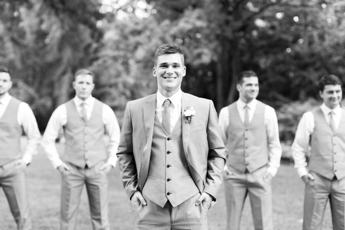 Groomsmen-12