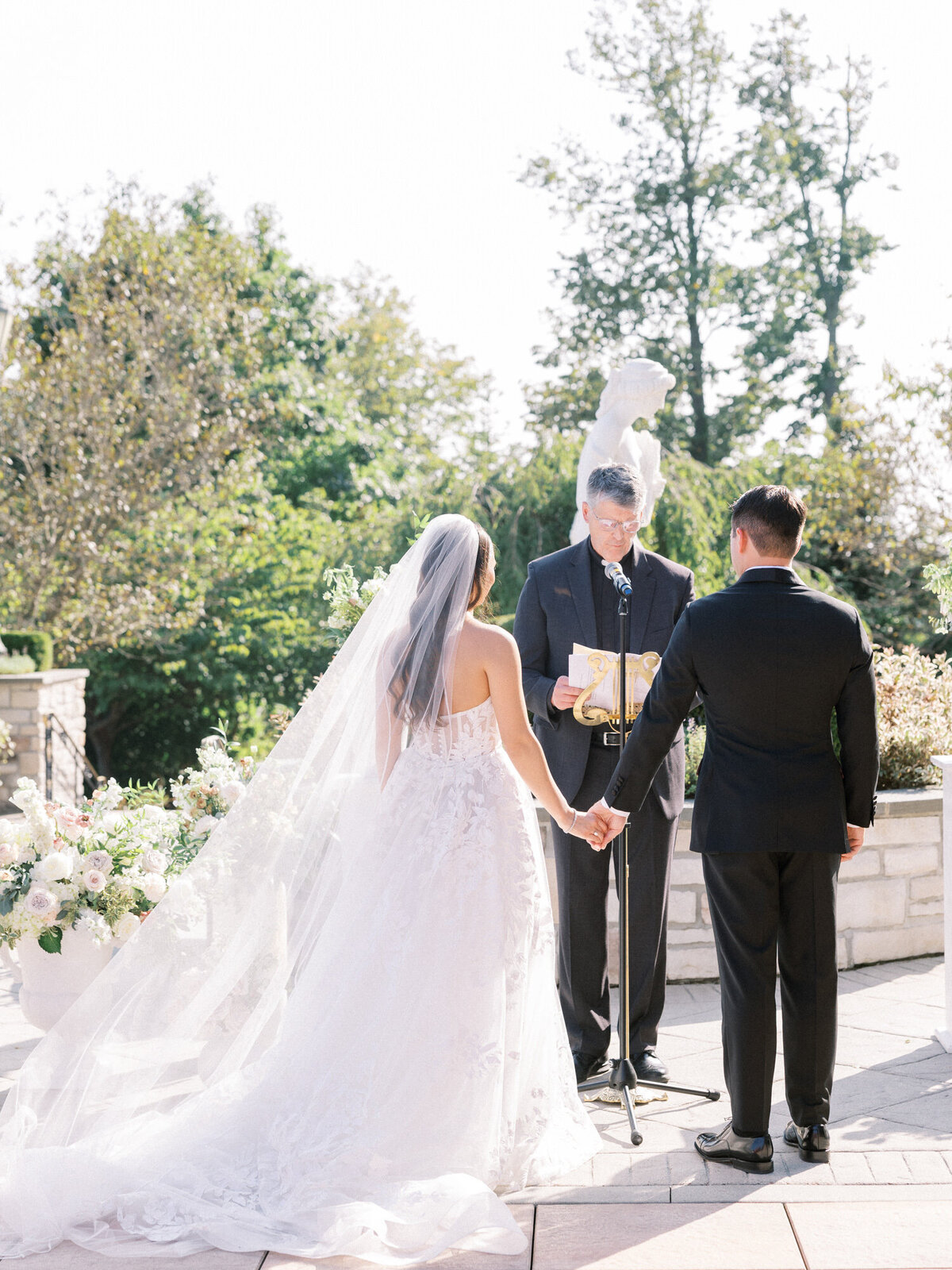anne-troxel-photography-luxury-pittsburgh-wedding-nemacolin-woodlands-lgbtq-light-and-airy-72