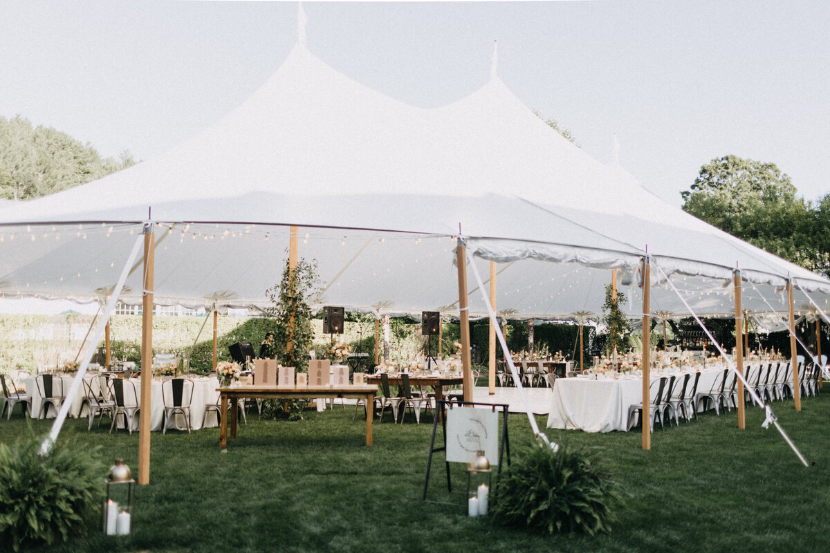 tented-wedding-planner-in-connecticut-sarah-brehant-events