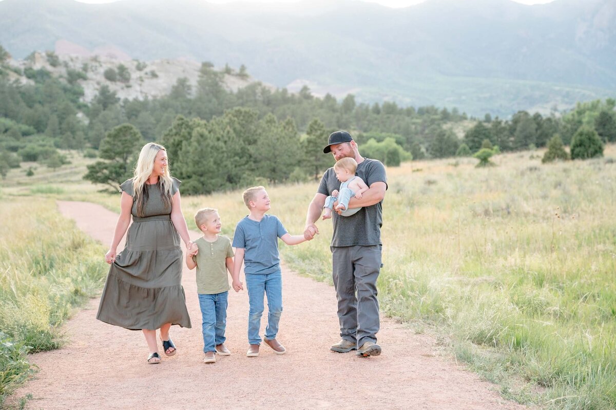 CO-Colorado-Springs-Magnolia-and-Grace-Photography-Co-Family-Session-KellyE# (1)-39