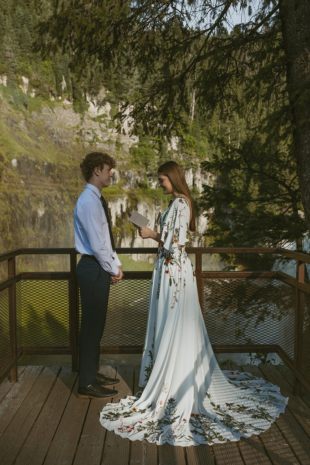 tanya-davids-photo-film-mesa-falls-yellowstone-rexburg-island-park-destination-storytelling-documentary-wedding-elopement-phototgrapher-idaho-47