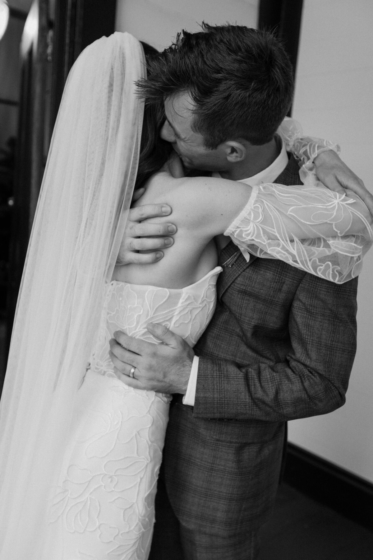 Charis_Lauren_Elegant_Nashville_Wedding_photographer_011
