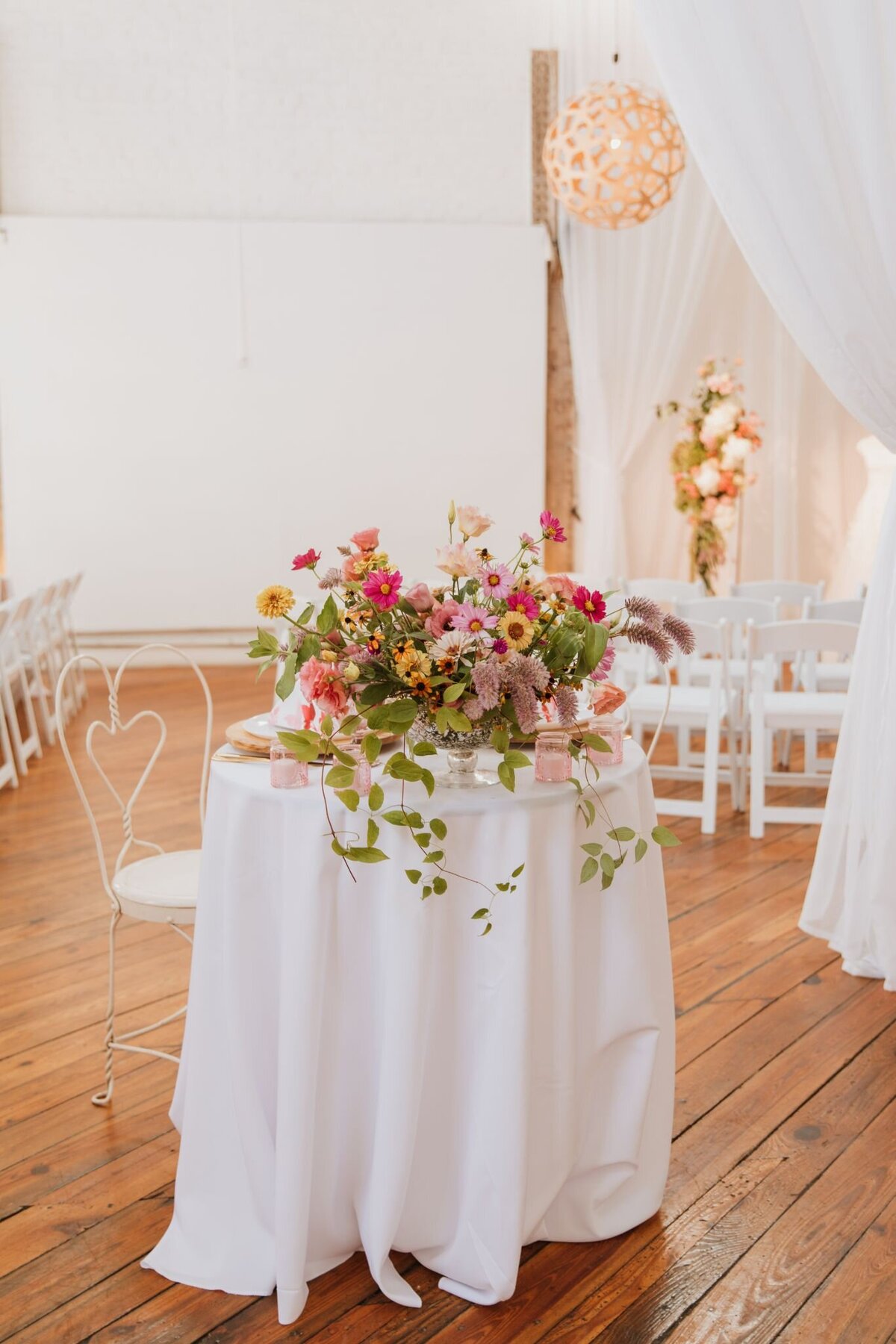 old-city-wedding-stroll-2022-09