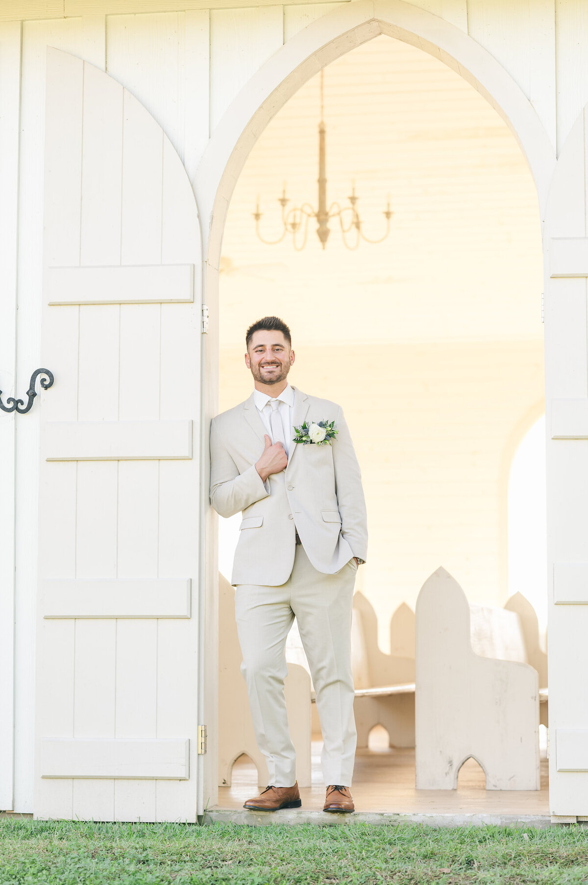 white-magnolia-november-wedding-kentwood-louisiana-17