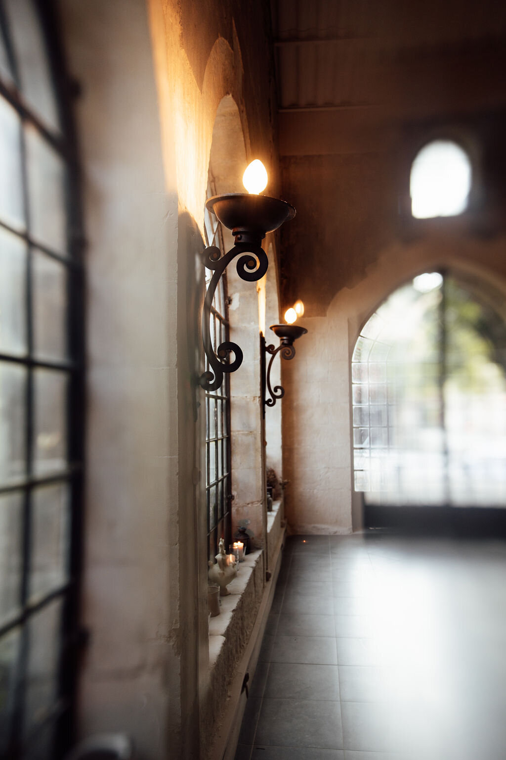 french-chateau-wedding-hall-elegant-decor