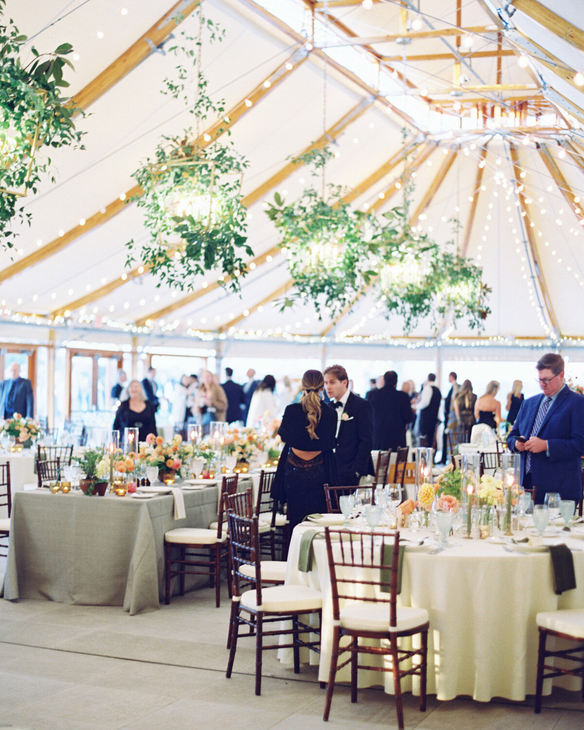 Emily March Photography Wilmington, North Carolina and Destination Wedding Engagement Photographer Heirloom Photography for Memorable Gatherings Light Airy Sentimental Imagery Images Weddings_Castle Hill Inn Wedding - 077