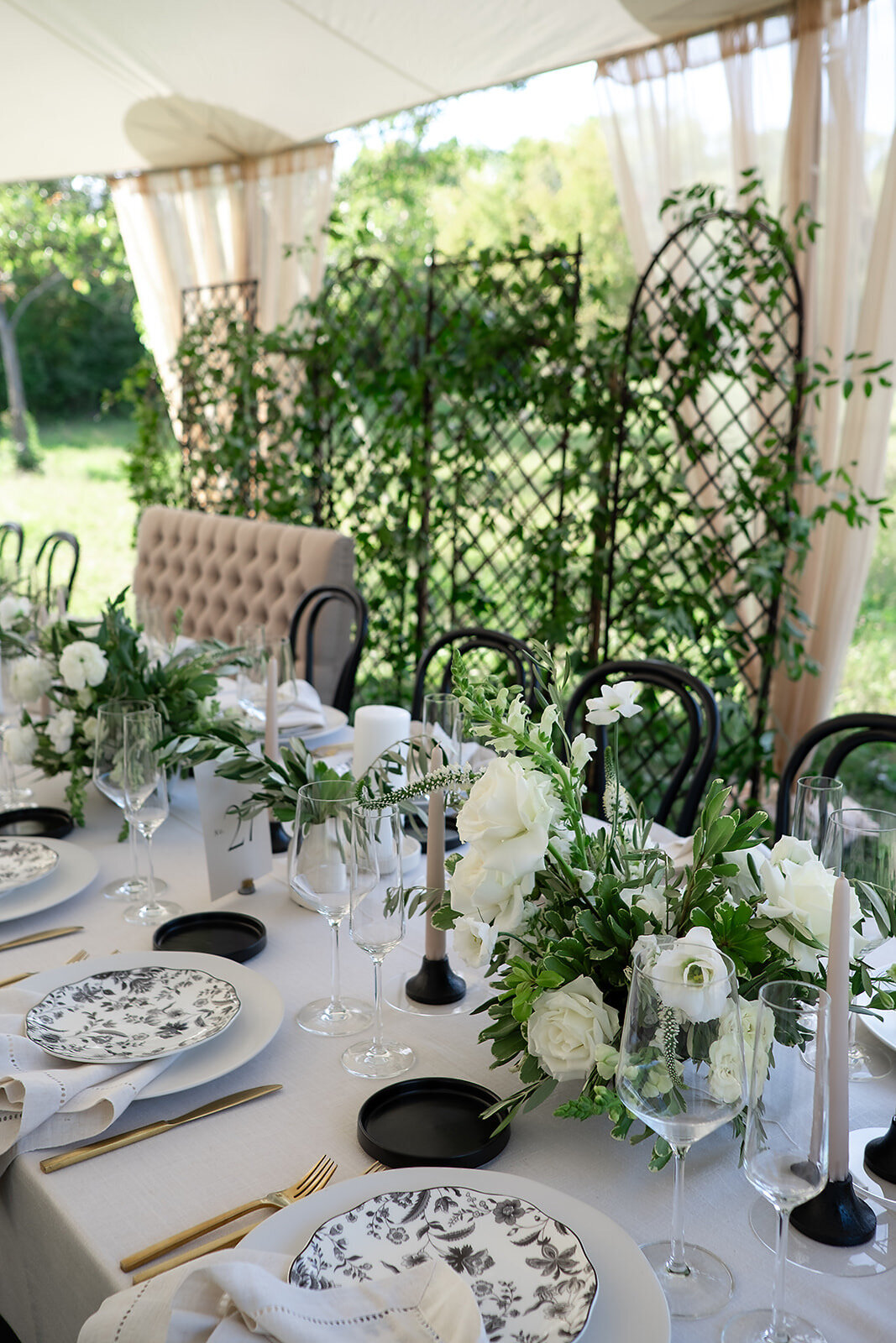 T%26B- Michigan-Wedding-668_Original