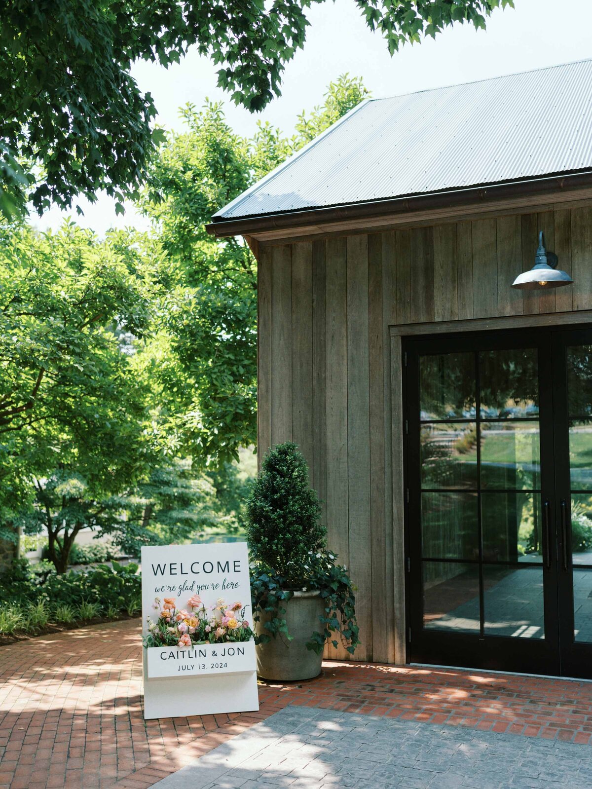 farm-at-eagles-ridge-lancaster-wedding-067